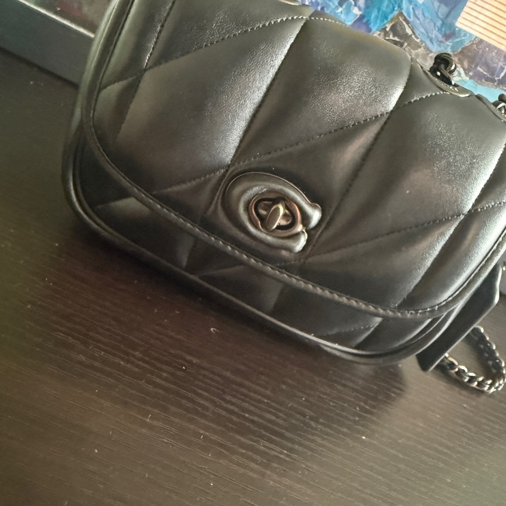 Coach Madison 18 black with gunmetal